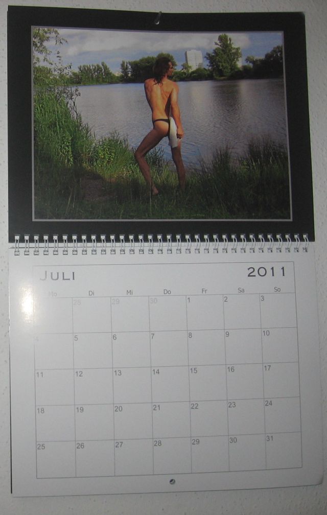 bikini Index 2011