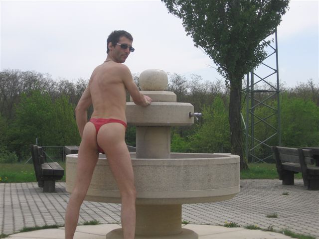 underwear am brunnen