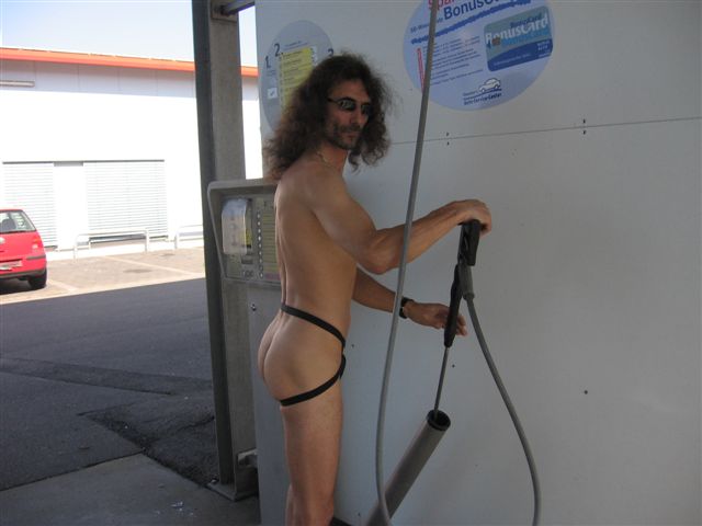Badi auto waschen
