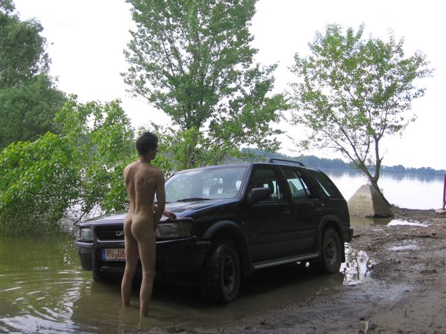 thong bikini auto waschen