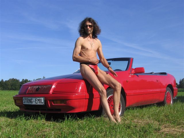 Microbikinis autoshow
