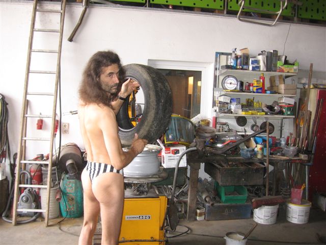Tanga autowerkstatt