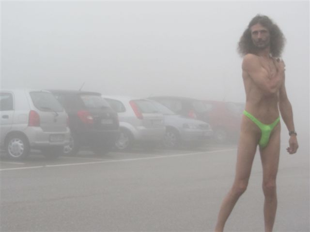 Superministringbikini facebook zensur