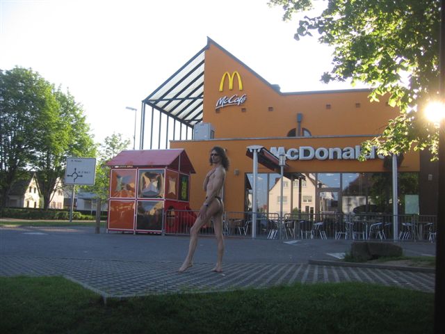 bikini Index fastfood 1