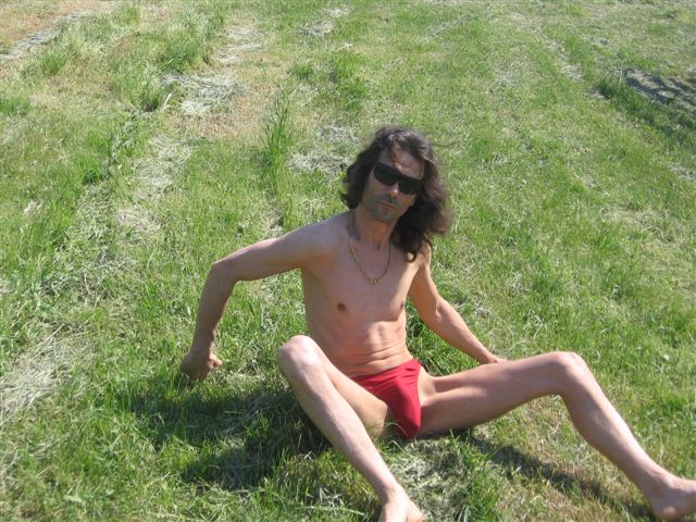 hot gartenarbeit