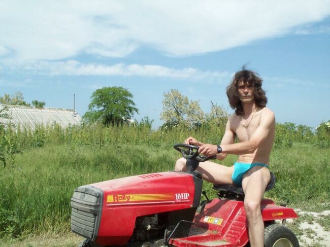 bikinimode gartenarbeit