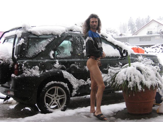 brief im schnee