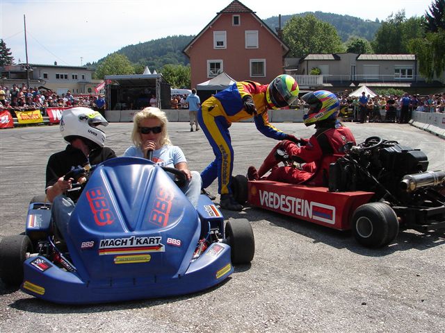 Swim kart