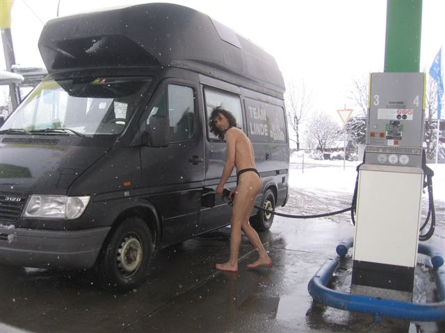 In der Schweiz tankstelle