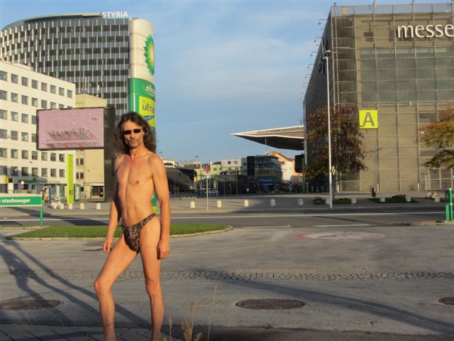 badestring tankstelle