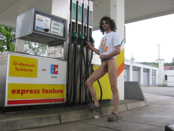 schön tankstelle