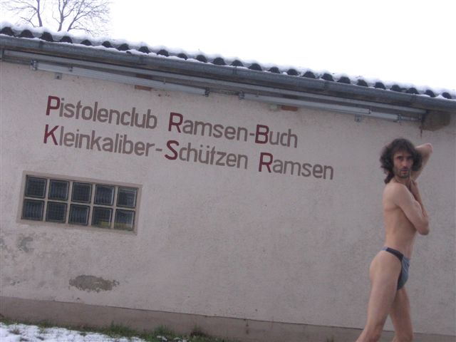 Microbikinis tour/in der schweiz