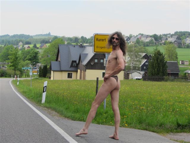 Neighbourhood tour/seiffen